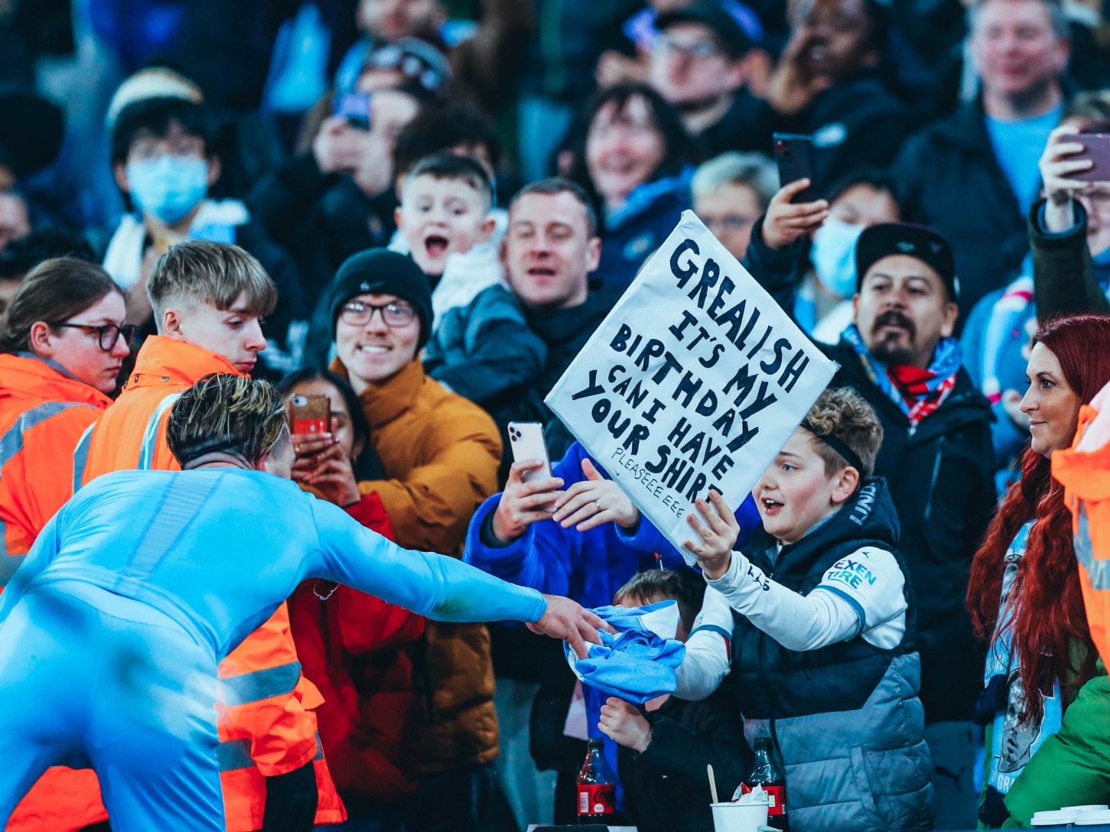 同样让人瞩 同样让人瞩