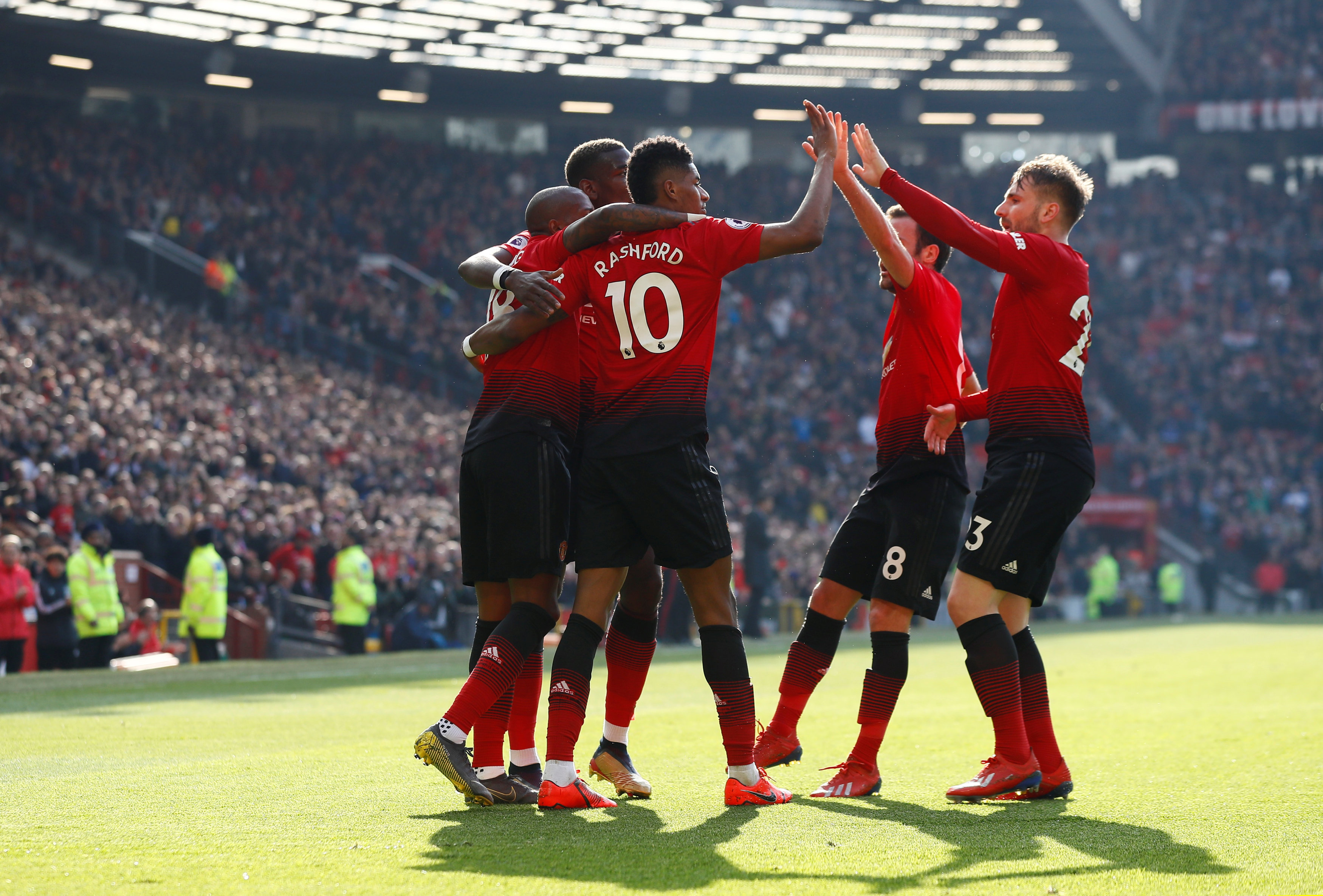 中国足球的 中国足球的