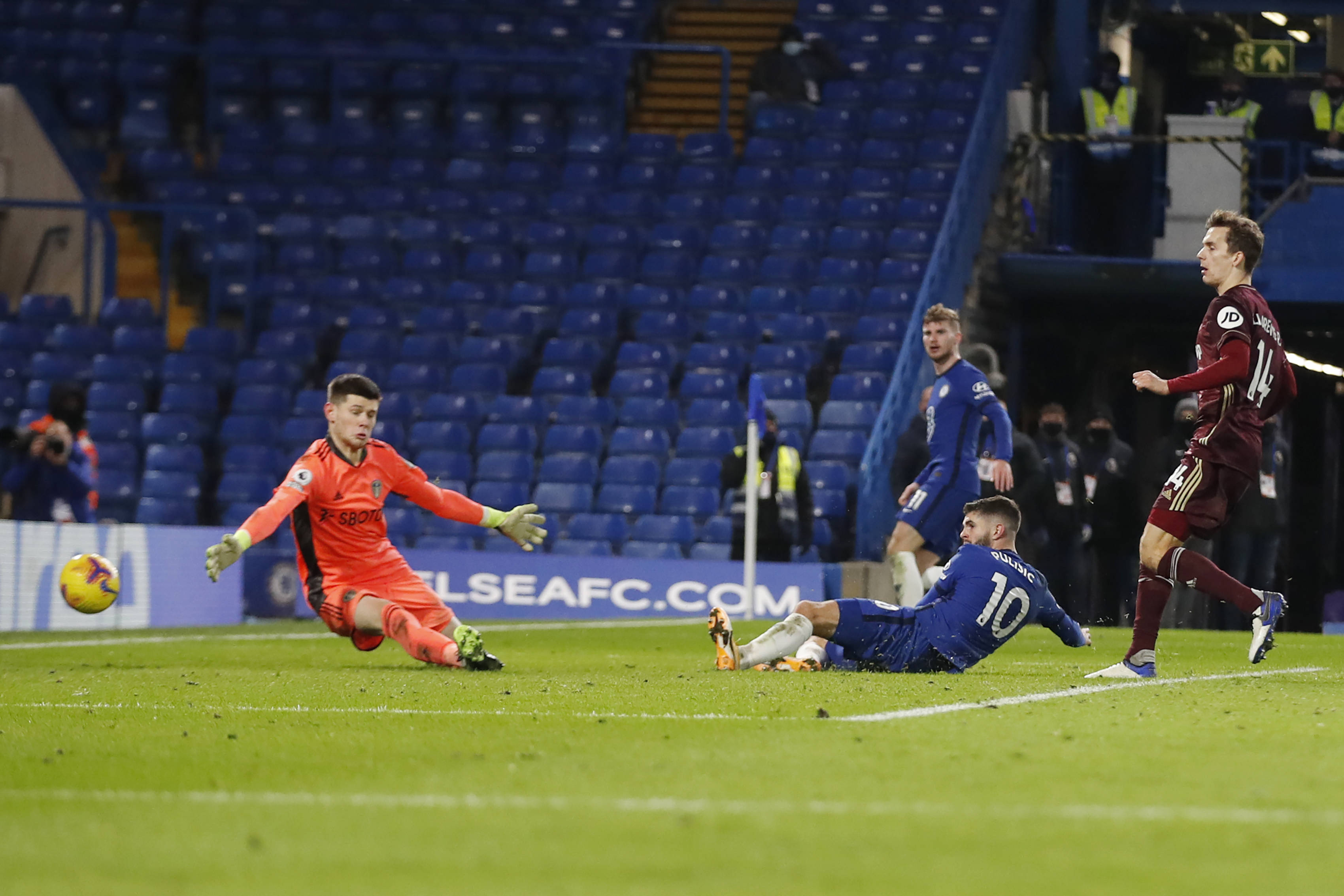 C罗和佩佩 C罗和佩佩